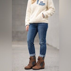 Sorel Joan of Arctic Style Leather & Wool Wedge Lace-Up Boots Size 8